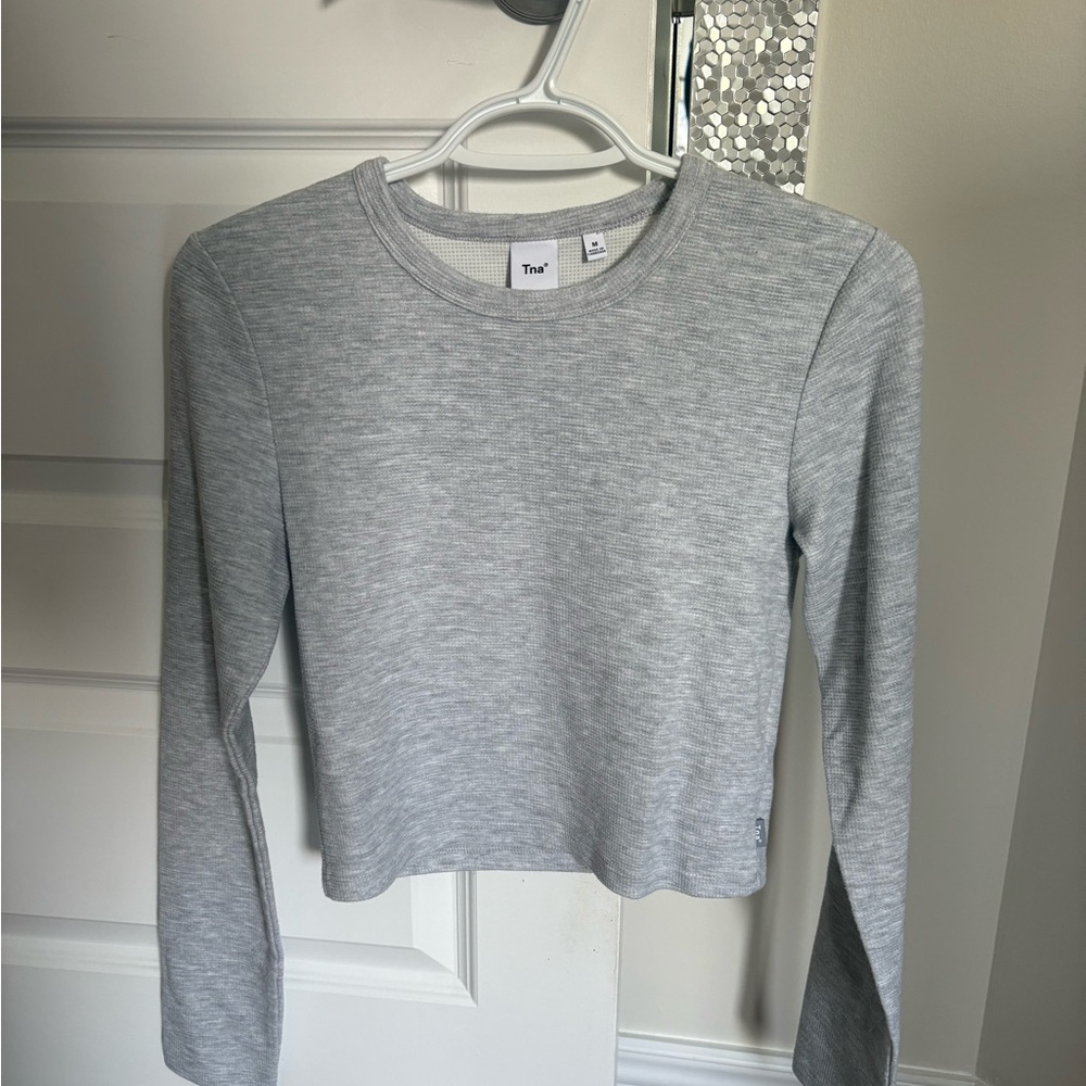 Aritzia Long Sleeve Gray Tee